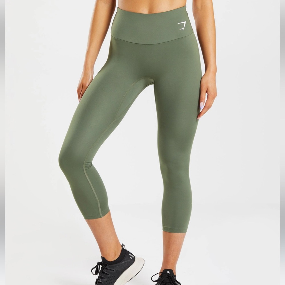 Gym shark Training 7/8 Leggings sz medium soft stretch workout pants v butt back